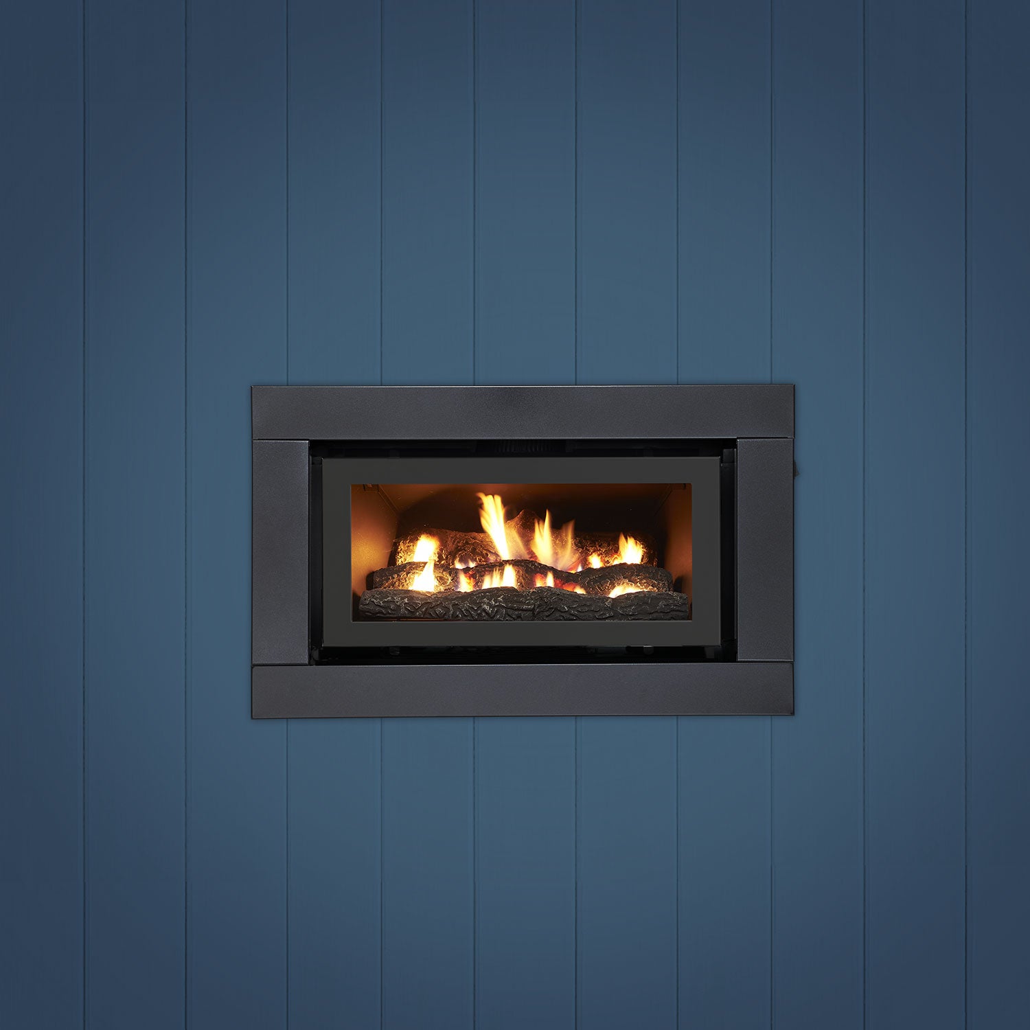 Luminar 2000 Inbuilt Gas Log Fireplace