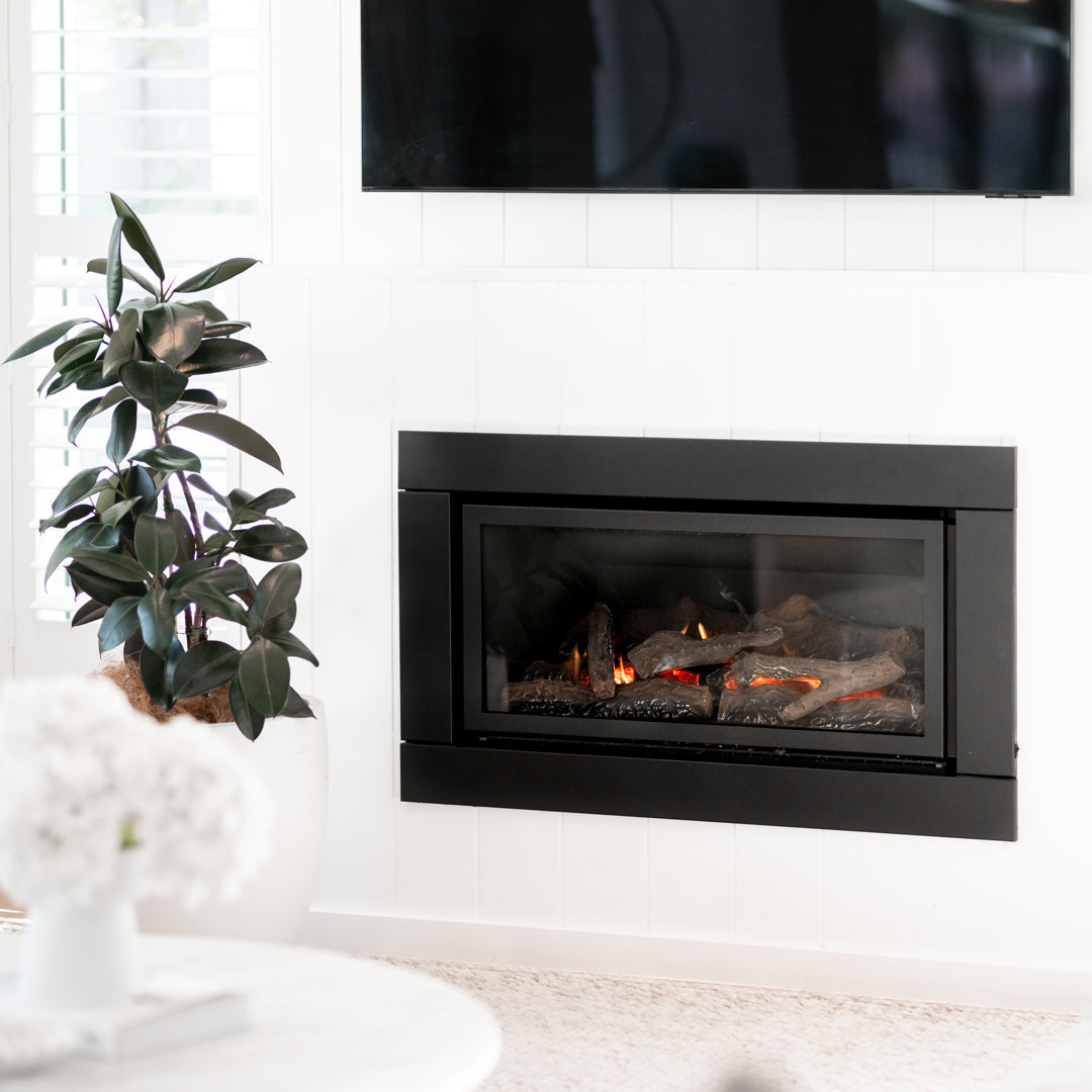 Luminar 2000 Inbuilt Gas Log Fireplace